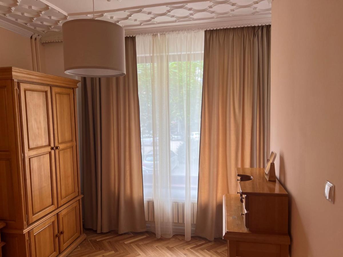 Stivan Iskar Hotel 2*